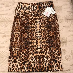 LulaRoe Cassie skirt